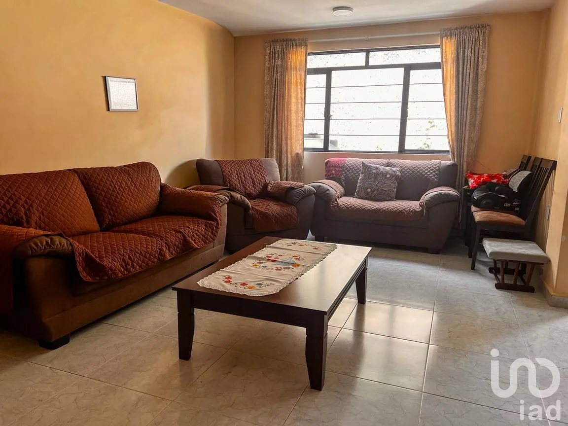 Casa en Venta en Lago Sur, Miguel Hidalgo, Ciudad de México | NEX-299859 | iad México | Foto 2 de 23