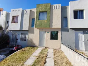 NEX-266019 - Casa en Venta, con 3 recamaras, con 1 baño, con 68 m2 de construcción en Villas de Santiago, CP 76148, Querétaro.