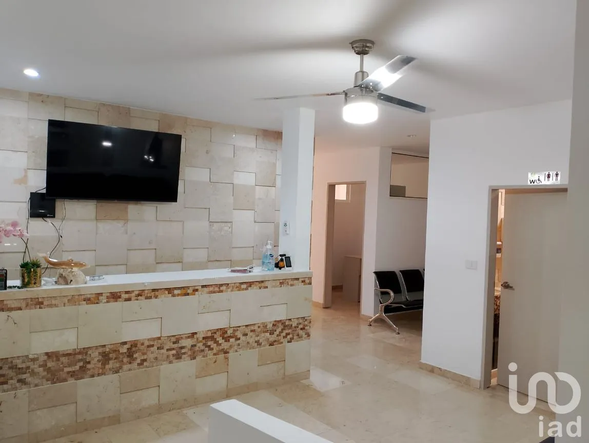 Edificio en Venta en Valle de Juriquilla II, Querétaro, Querétaro | NEX-294766 | iad México | Foto 4 de 19