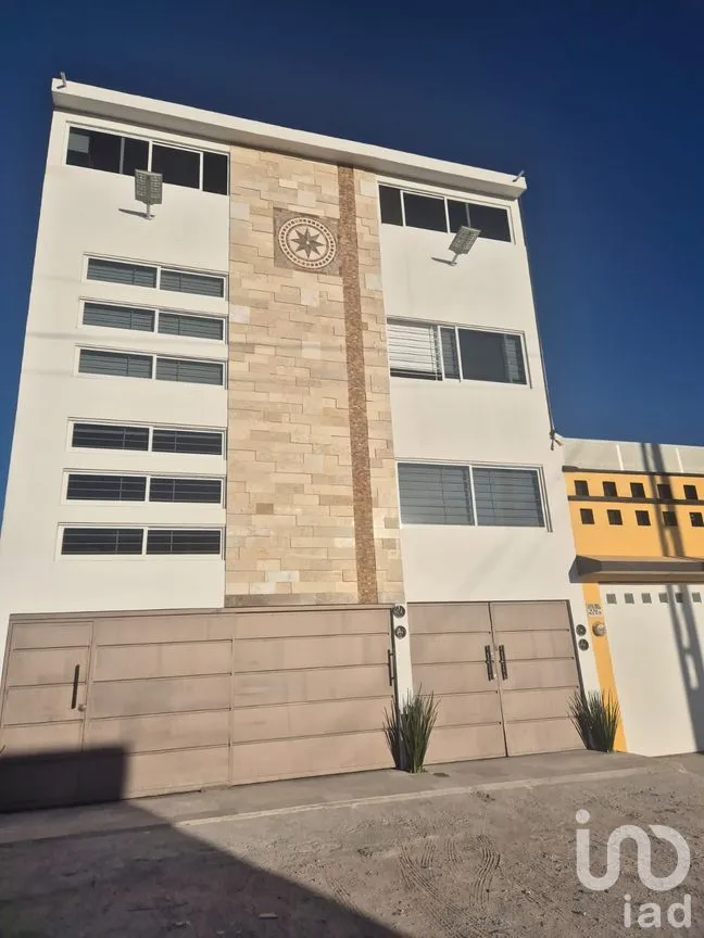 Edificio en Venta en Valle de Juriquilla II, Querétaro, Querétaro | NEX-294766 | iad México | Foto 1 de 19