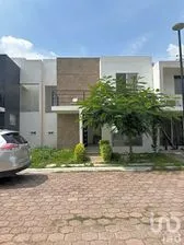 NEX-263232 - Casa en Venta, con 3 recamaras, con 2 baños, con 187 m2 de construcción en San Isidro, CP 76803, Querétaro.