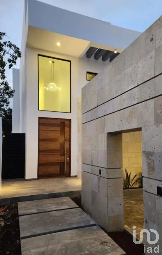 Casa en Venta en Lagos del Sol, Benito Juárez, Quintana Roo | NEX-254509 | iad México | Foto 2 de 10