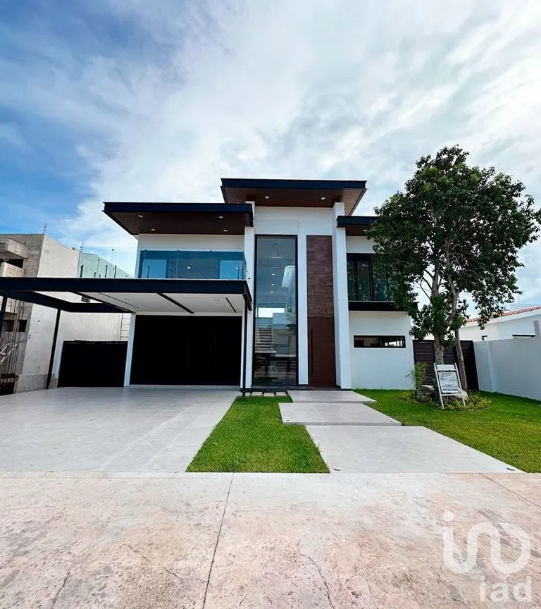 Casa en Venta en Lagos del Sol, Benito Juárez, Quintana Roo | NEX-254519 | iad México | Foto 2 de 30