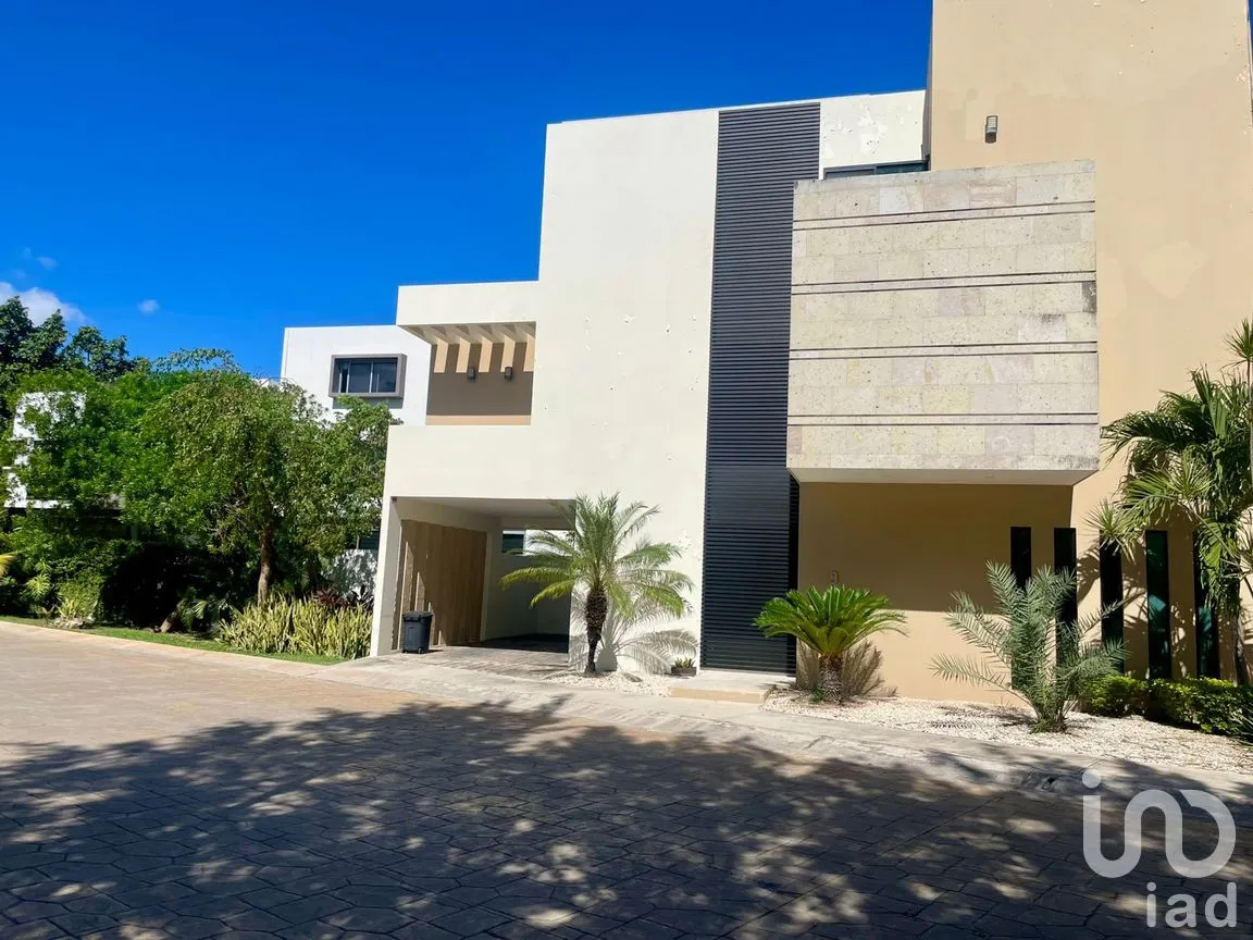 Casa en Venta en Arbolada, Benito Juárez, Quintana Roo | NEX-258010 | iad México | Foto 1 de 16