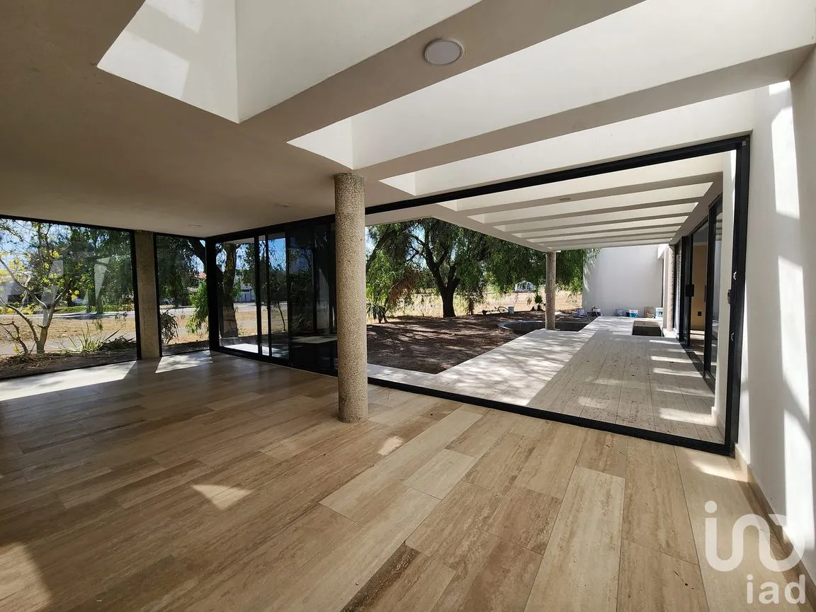 Casa en Venta en Los Naranjos, León, Guanajuato | NEX-253154 | iad México | Foto 3 de 12