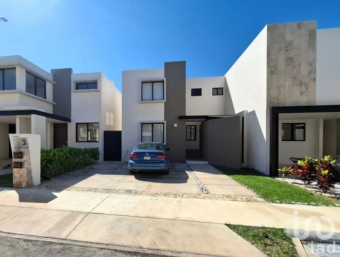 Casa en Venta en Conkal, Conkal, Yucatán | NEX-253310 | iad México | Foto 1 de 15