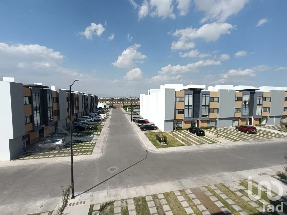 Departamento en Venta en Carlota Hacienda Vanegas, Corregidora, Querétaro | NEX-254215 | iad México | Foto 1 de 12