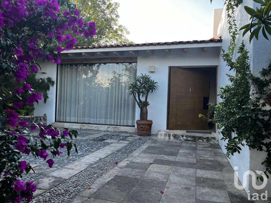 Casa en Venta en Vista Real y Country Club, Corregidora, Querétaro | NEX-255786 | iad México | Foto 2 de 9