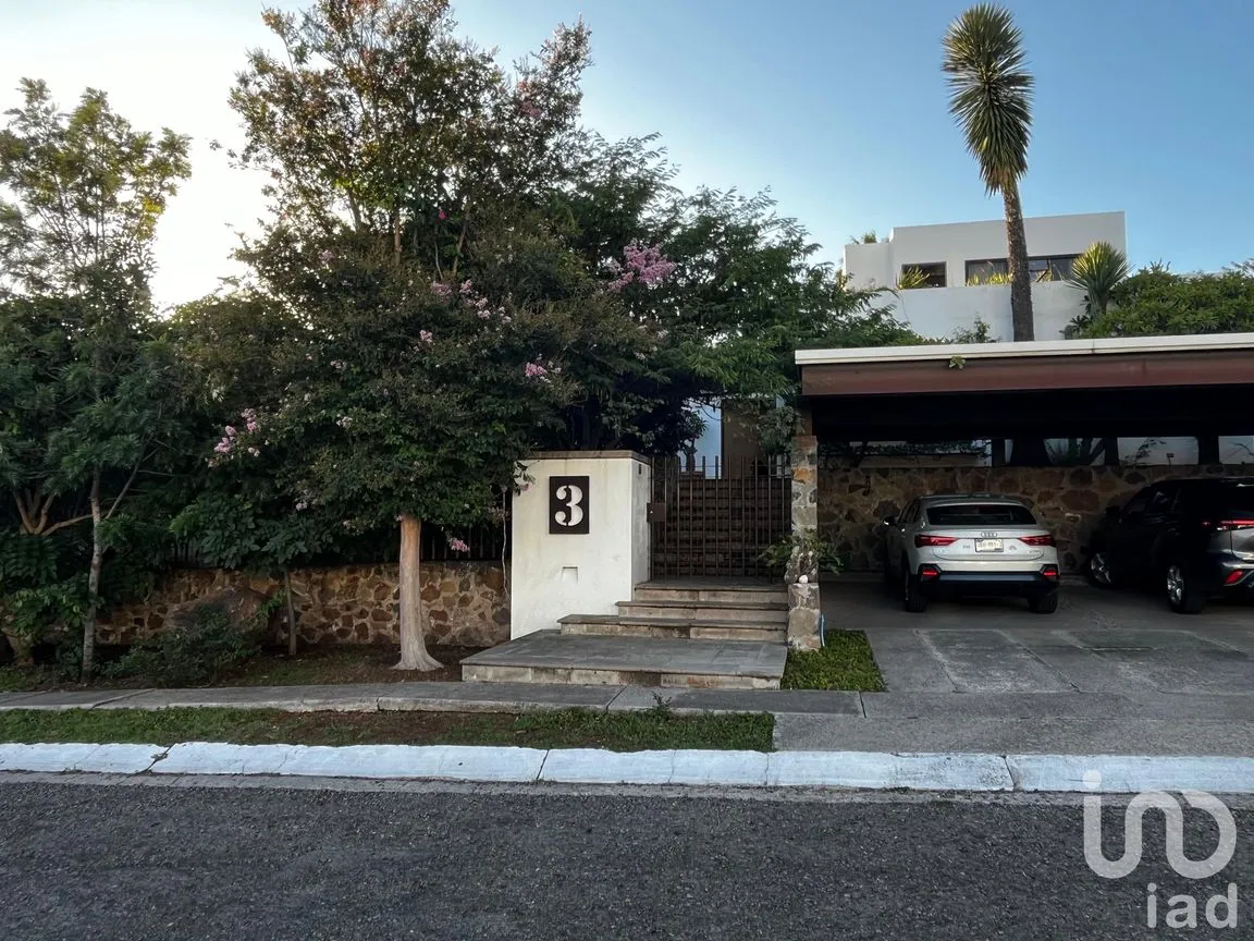 Casa en Venta en Vista Real y Country Club, Corregidora, Querétaro | NEX-255786 | iad México | Foto 3 de 9