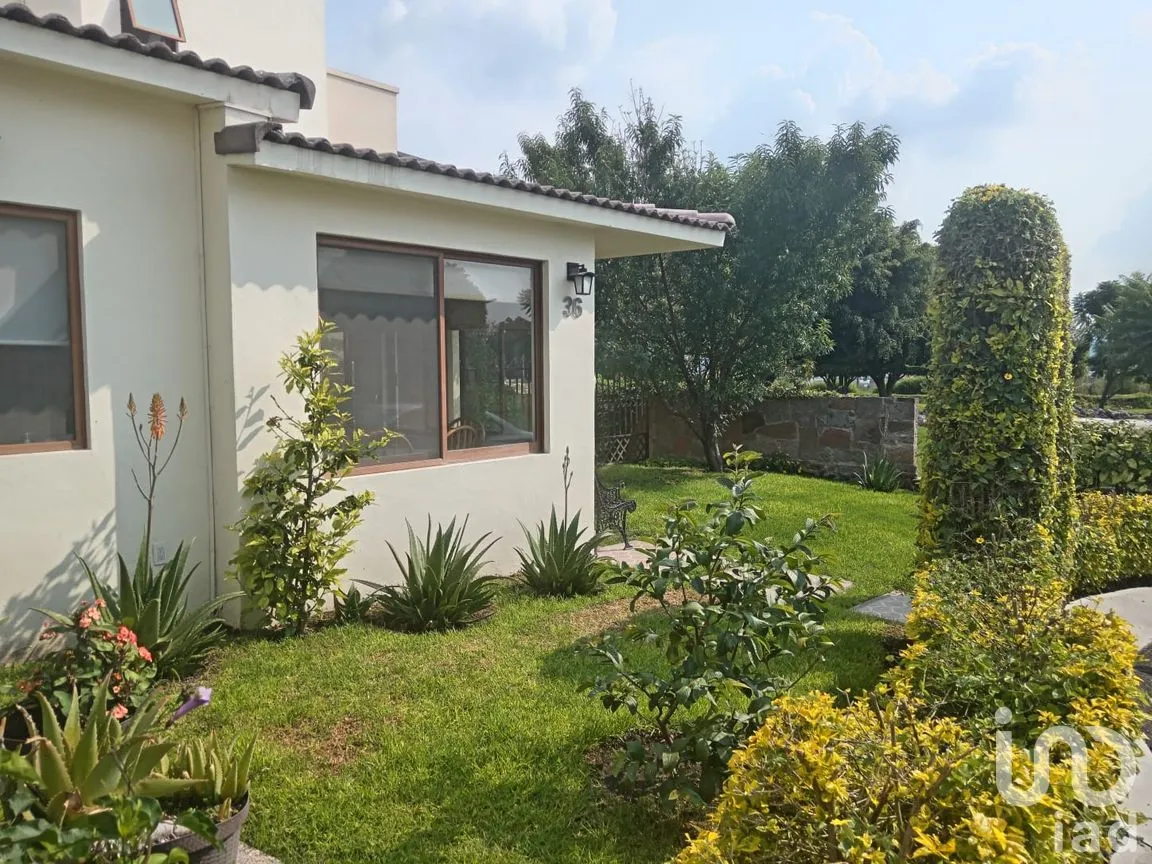 Casa en Venta en Real del Bosque, Corregidora, Querétaro | NEX-256889 | iad México | Foto 2 de 16