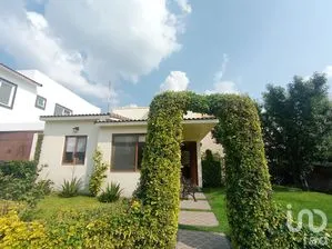 NEX-256889 - Casa en Venta, con 3 recamaras, con 3 baños, con 125 m2 de construcción en Real del Bosque, CP 76922, Querétaro.