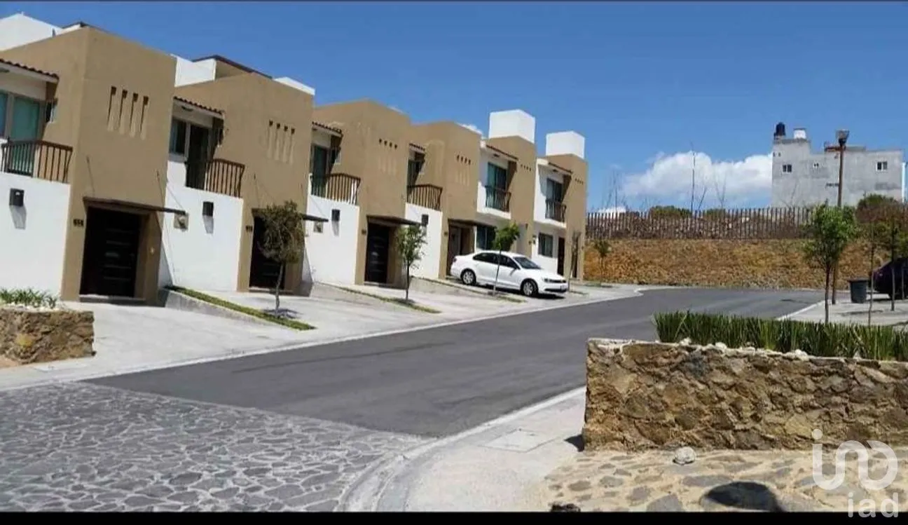 Casa en Venta en San José de los Olvera, Corregidora, Querétaro | NEX-287300 | iad México | Foto 1 de 14