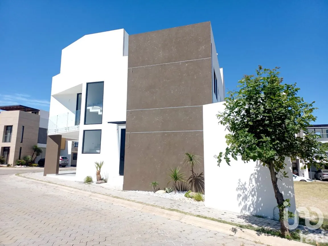 Casa en Venta en Angelopolis, Puebla, Puebla | NEX-297979 | iad México | Foto 1 de 24