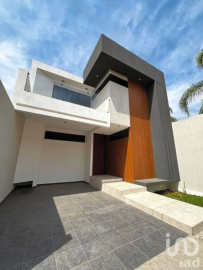 Casa en Venta en INDECO El Vivero, Morelia, Michoacán de Ocampo | NEX-255403 | iad México | Foto 1 de 13