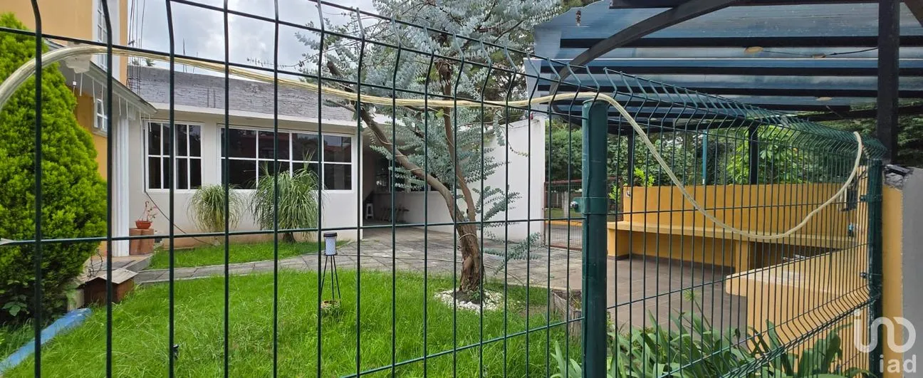 Casa en Venta en Ampliación Club Campestre La Huerta, Morelia, Michoacán de Ocampo | NEX-294384 | iad México | Foto 3 de 13