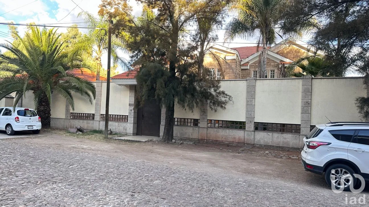 Casa en Venta en Los Calicantos, Aguascalientes, Aguascalientes | NEX-285658 | iad México | Foto 3 de 24