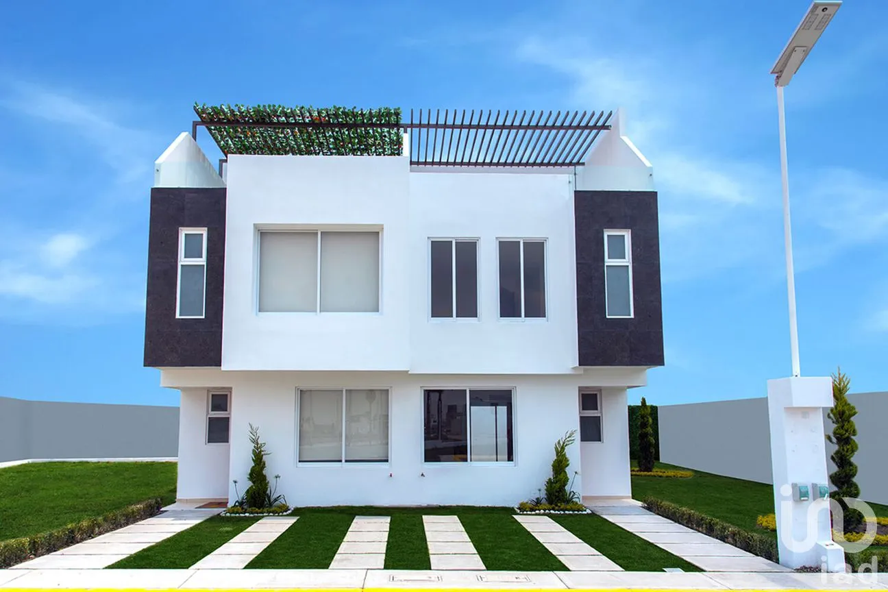 Casa en Venta en Paseos del Bosque, Tecámac, México | NEX-260441 | iad México | Foto 2 de 15