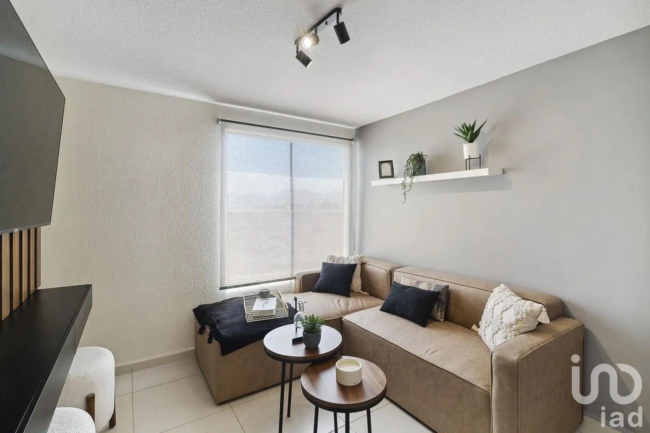 Casa en Venta en Los Héroes Tecámac II, Tecámac, México | NEX-260722 | iad México | Foto 3 de 10