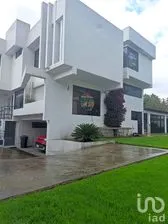 NEX-260386 - Casa en Venta, con 4 recamaras, con 4 baños, con 265 m2 de construcción en La Virgen, CP 52149, México.