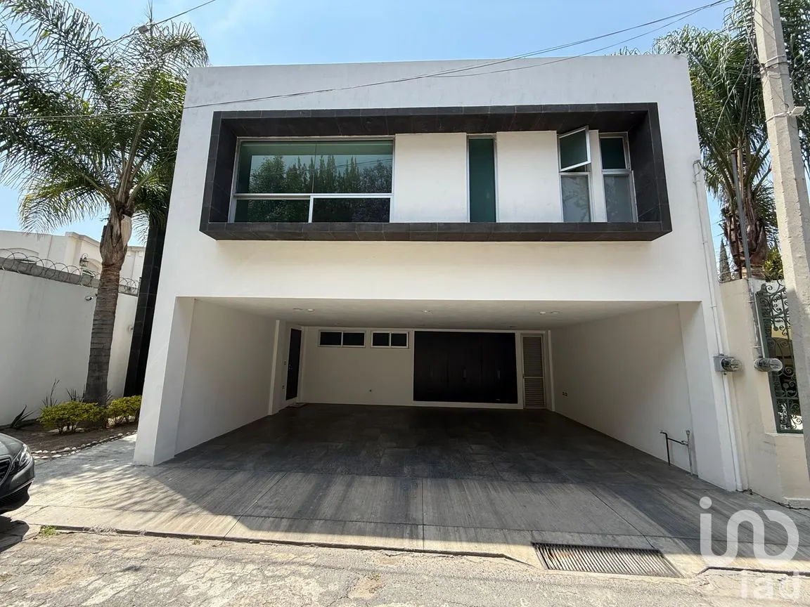 Casa en Venta en Santiago Momoxpan, San Pedro Cholula, Puebla | NEX-285336 | iad México | Foto 2 de 26