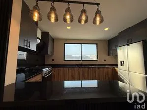 NEX-285622 - Casa en Venta, con 4 recamaras, con 3 baños, con 168 m2 de construcción.