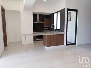 NEX-293634 - Departamento en Renta, con 3 recamaras, con 3 baños, con 145 m2 de construcción en San Bernardino Tlaxcalancingo, CP 72820, Puebla.
