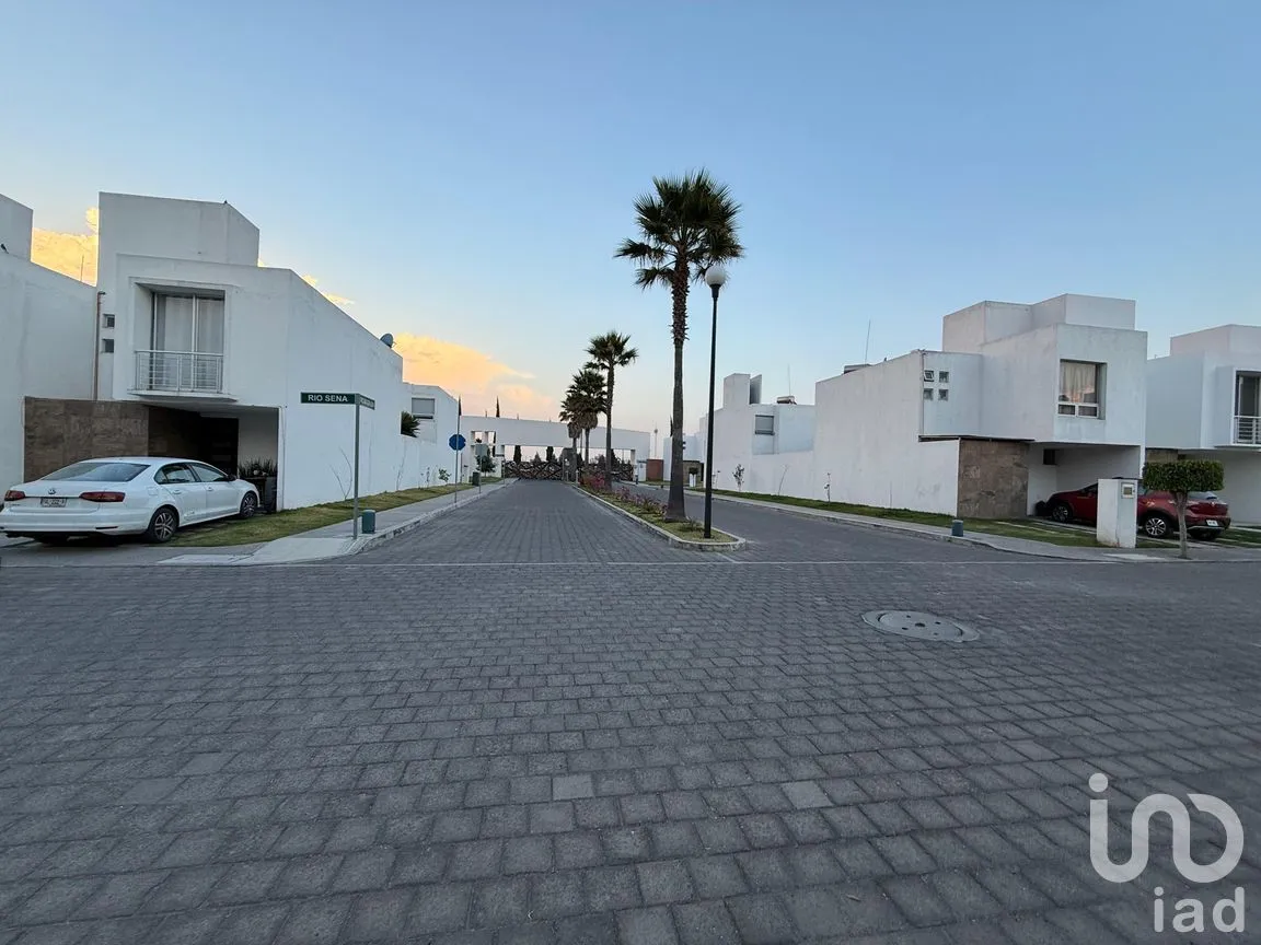 Casa en Renta en San Francisco Ocotlán (Ocotlán), Coronango, Puebla | NEX-296726 | iad México | Foto 2 de 17