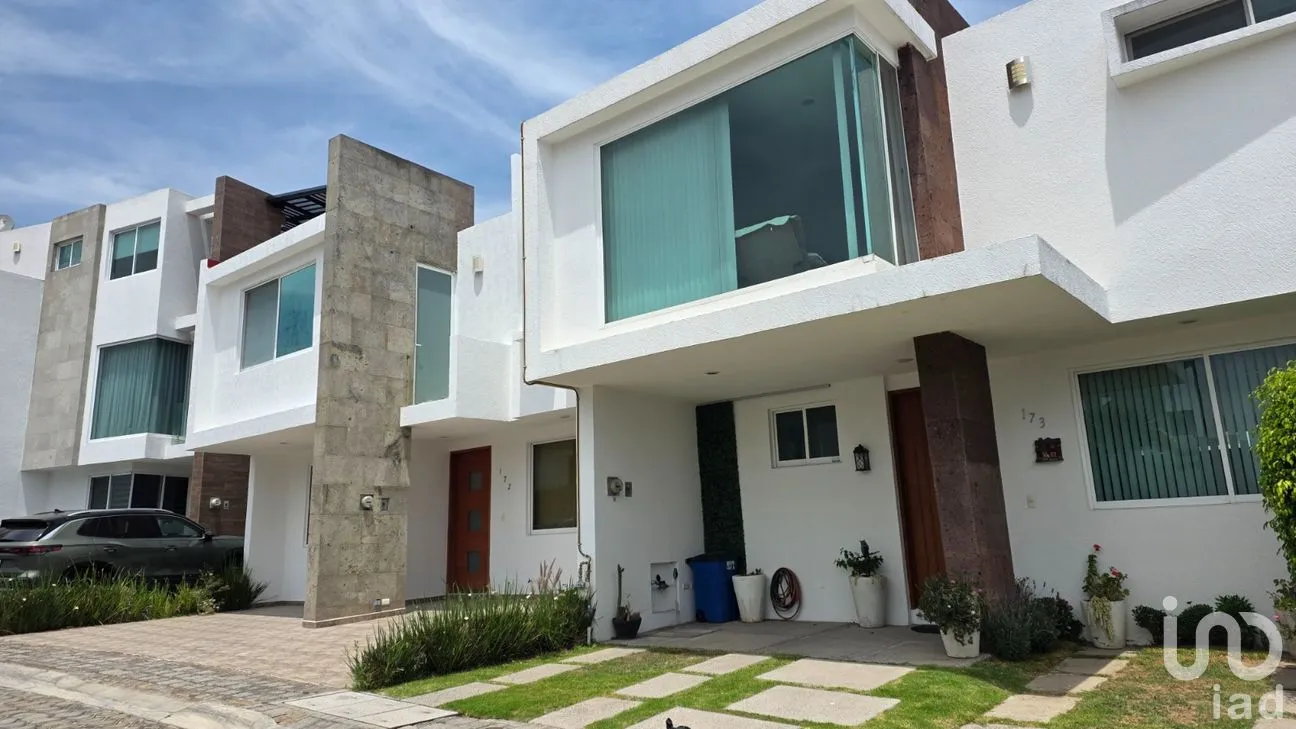 Casa en Venta en Lomas de Angelópolis II, San Andrés Cholula, Puebla | NEX-302325 | iad México | Foto 2 de 19