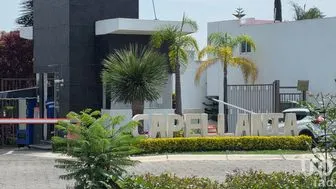 NEX-302325 - Casa en Venta, con 3 recamaras, con 3 baños, con 188 m2 de construcción.