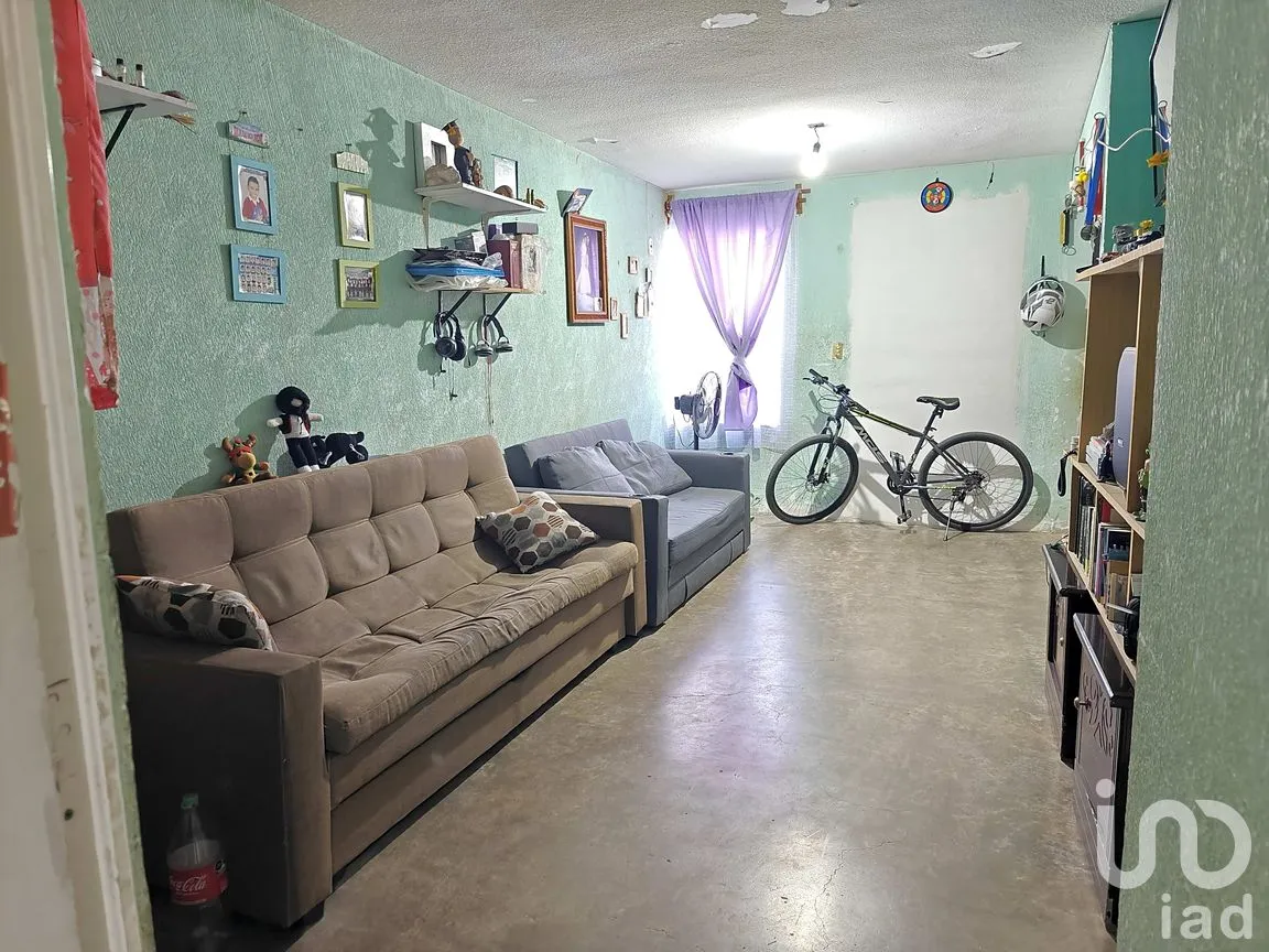 Casa en Venta en Villas de San Nicolás II, León, Guanajuato | NEX-283222 | iad México | Foto 2 de 14