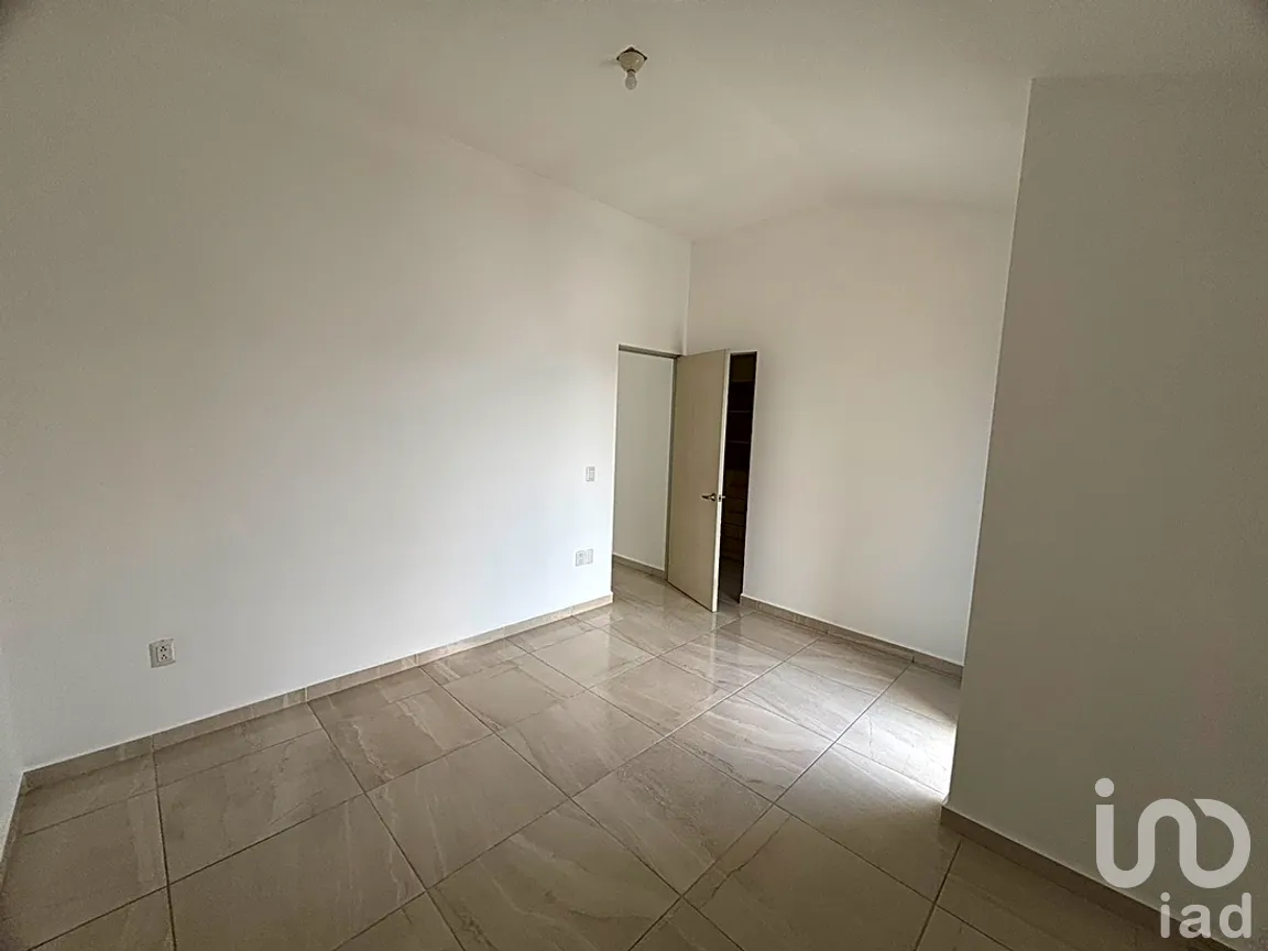 Casa en Venta en Los Héroes León, León, Guanajuato | NEX-285973 | iad México | Foto 3 de 18