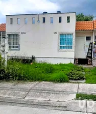 NEX-292050 - Casa en Venta, con 2 recamaras, con 1 baño, con 85 m2 de construcción en Paseos de la Fragua, CP 37358, Guanajuato.