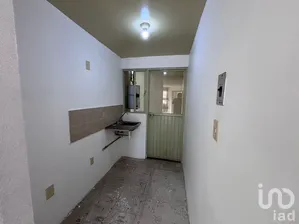 NEX-292055 - Departamento en Venta, con 2 recamaras, con 1 baño, con 51 m2 de construcción en Jardines del Río, CP 37548, Guanajuato.