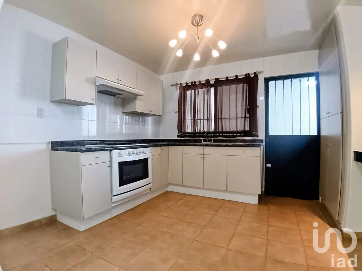 Casa en Renta en Rincón de los Arcos, Irapuato, Guanajuato | NEX-292184 | iad México | Foto 2 de 19