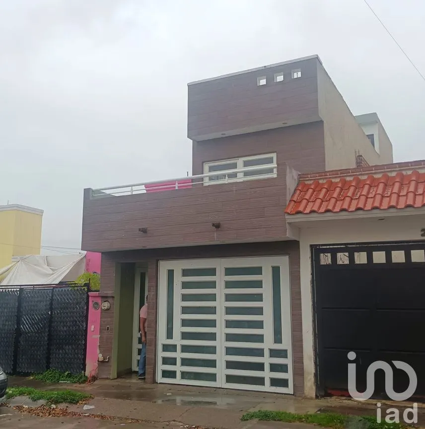 Casa en Venta en Hacienda Los Otates, León, Guanajuato | NEX-292203 | iad México | Foto 1 de 15