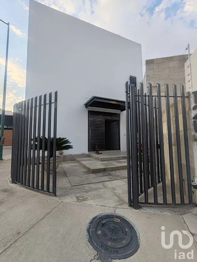 Casa en Venta en Barranca del Refugio, León, Guanajuato | NEX-295680 | iad México | Foto 15 de 16