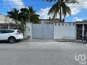 NEX-148035 - Casa en Venta, con 3 recamaras, con 3 baños, con 145 m2 de construcción en Supermanzana 228, CP 77516, Quintana Roo.
