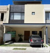 NEX-183157 - Casa en Venta, con 3 recamaras, con 3 baños, con 161 m2 de construcción en Arbolada, CP 77560, Quintana Roo.