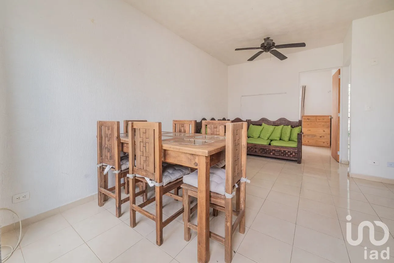 Casa en Venta en Real Las Quintas (Supermanzana 202), Benito Juárez, Quintana Roo | NEX-260549 | iad México | Foto 4 de 16