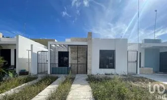 NEX-283582 - Casa en Venta, con 2 recamaras, con 1 baño, con 92 m2 de construcción en Marsella, CP 77725, Quintana Roo.