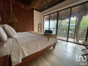 NEX-285582 - Departamento en Venta, con 2 recamaras, con 2 baños, con 160 m2 de construcción en La Veleta, CP 77760, Quintana Roo.