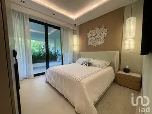 NEX-286031 - Departamento en Venta, con 3 recamaras, con 2 baños, con 211 m2 de construcción.