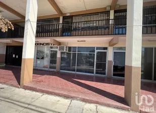 NEX-261995 - Local en Venta, con 1 baño, con 42 m2 de construcción en Zona Central, CP 23000, Baja California Sur.