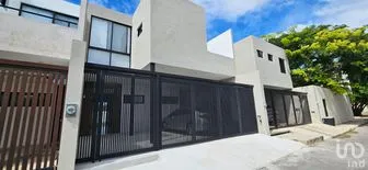 NEX-262275 - Casa en Venta, con 3 recamaras, con 3 baños, con 193 m2 de construcción.