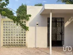 NEX-262543 - Casa en Venta, con 2 recamaras, con 2 baños, con 246 m2 de construcción.