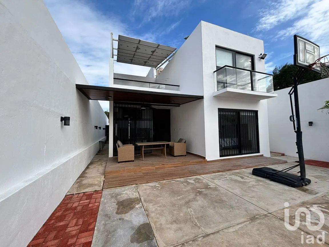Casa en Renta en Chichi Suárez, Mérida, Yucatán | NEX-294796 | iad México | Foto 2 de 23