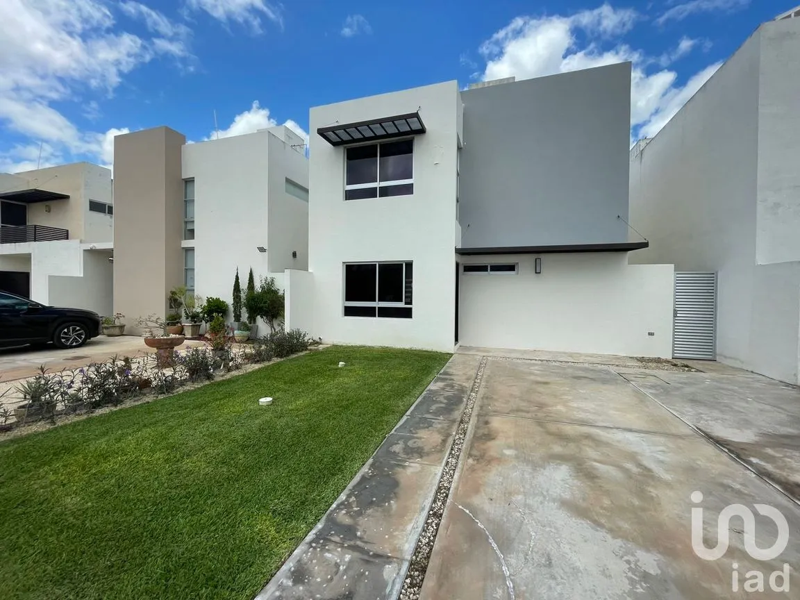 Casa en Renta en Conkal, Conkal, Yucatán | NEX-294903 | iad México | Foto 1 de 25