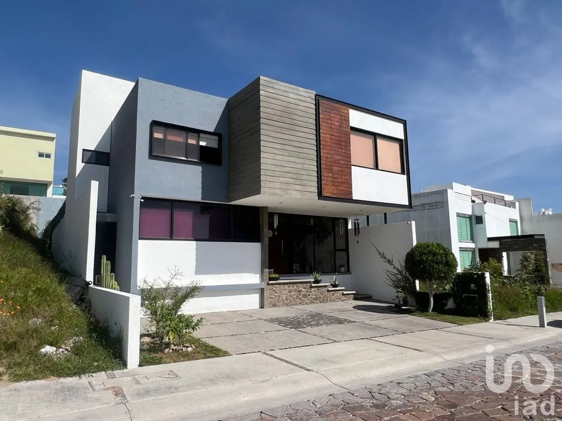 Casa en Venta en Cañadas del Lago, Corregidora, Querétaro | NEX-289933 | iad México | Foto 1 de 12