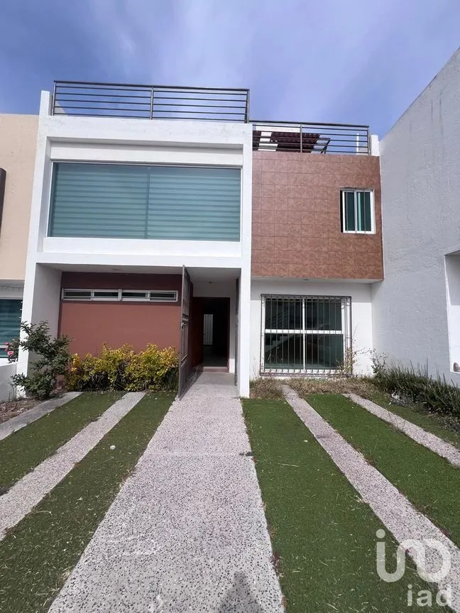Casa en Venta en El Mirador, El Marqués, Querétaro | NEX-292451 | iad México | Foto 1 de 12