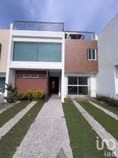 NEX-292451 - Casa en Venta, con 3 recamaras, con 3 baños, con 181 m2 de construcción en El Mirador, CP 76246, Querétaro.